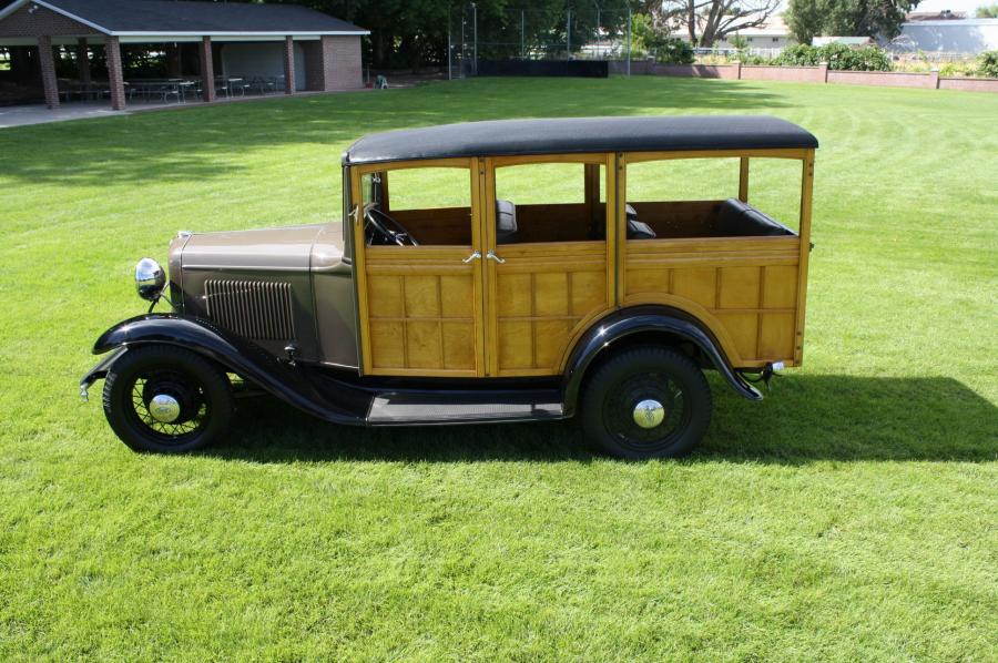  Ford Model B-150 Station Wagon 1932 года  (фото 3 из 15)